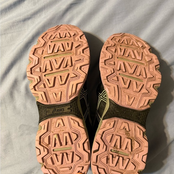 ASICS Black and Pink Trail Shoes - Picture 6 of 6